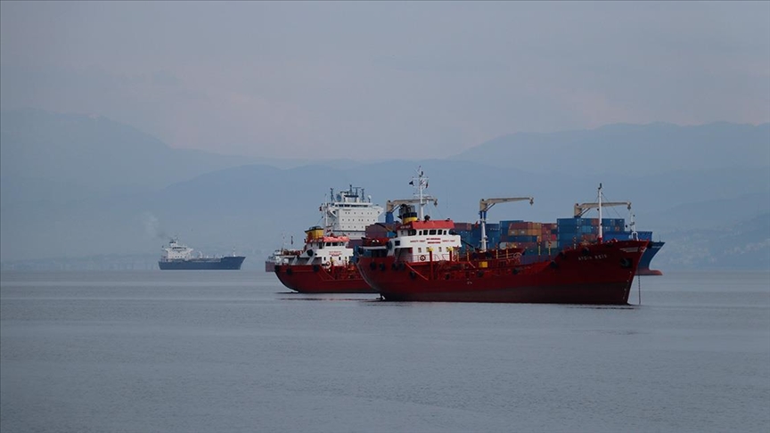 İzmit Körfezi Limanlarında Rekor Yük Gemisi Trafiği