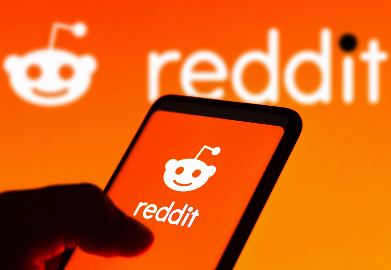 Reddit’in Halka Arzında Hızlı Başlangıç: İlk İşlem Gününde %48 Prim!