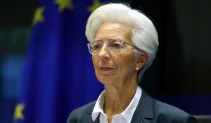 ECB Başkanı Lagarde: Dezenflasyon Süreci Sürüyor