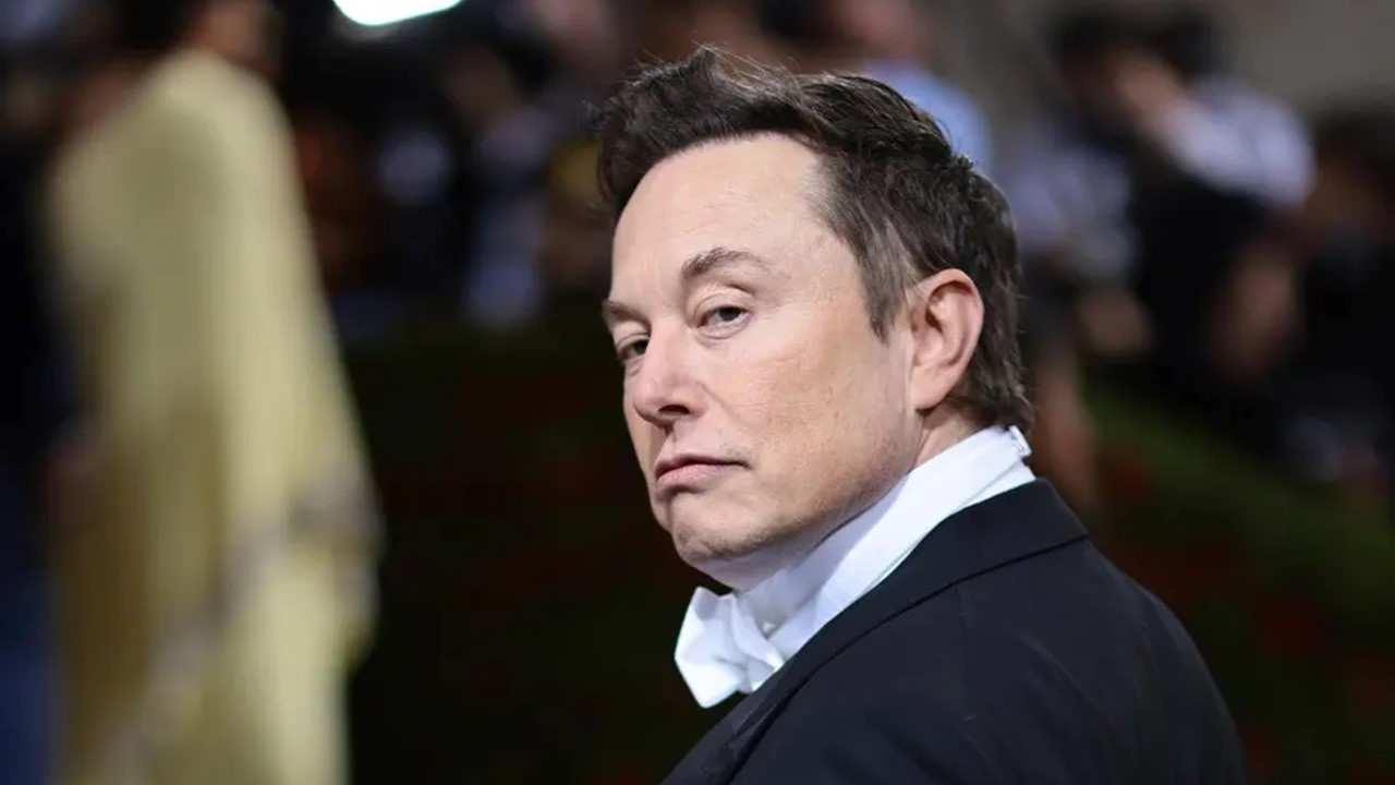 Elon Musk, Avustralya’yı Sansür Uygulamakla Suçluyor