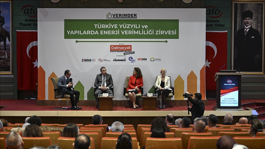 Ankara’da “Türkiye Yüzyılı’nda Enerji Verimli Yapılar Zirvesi” Gerçekleşti