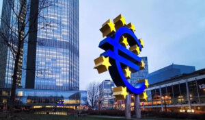 Euro Bölgesi Resesyondan Çıktı