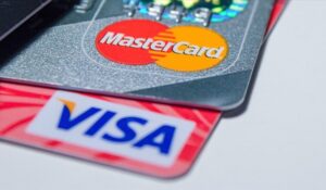 Visa ve Mastercard, ATM Ücretleri Üzerine Uzlaştı; 197,5 Milyon Dolar Ödeyecekler